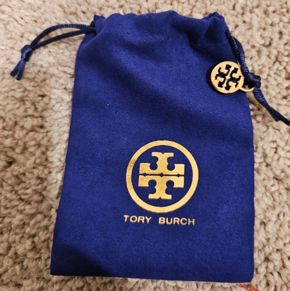 NWOT Toryburch Stud Earrings With DUSTBAG - Picture 3 of 7